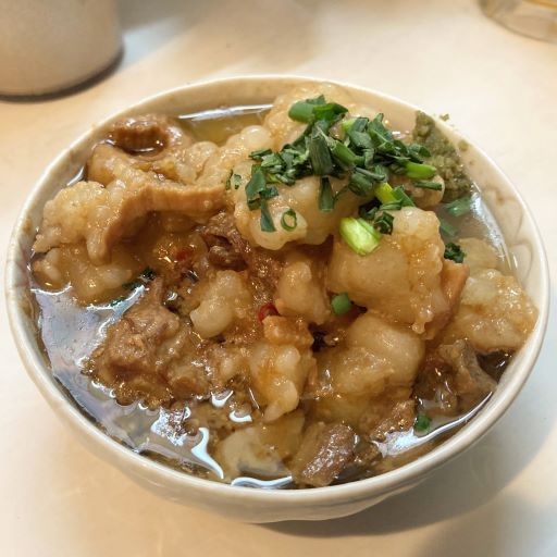 福岡の屋台で食べることができる美味しいホルモンの味噌煮込み